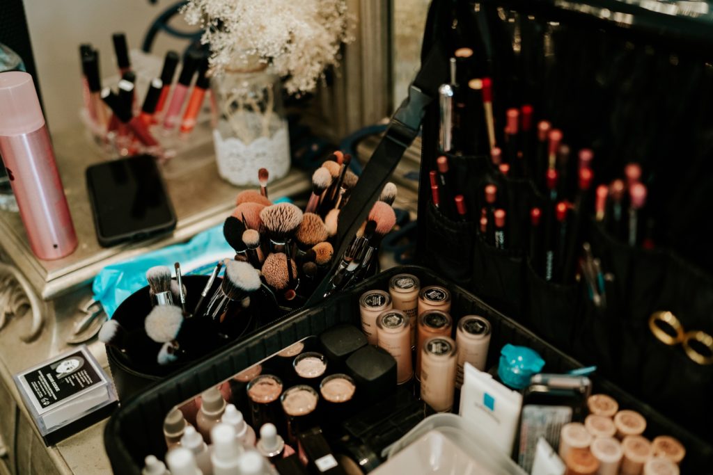 Pellegrino's Salon & Suite wedding makeup kit