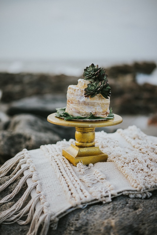 Coral Cove Beach Elopement naked cake on white tassel beach towel